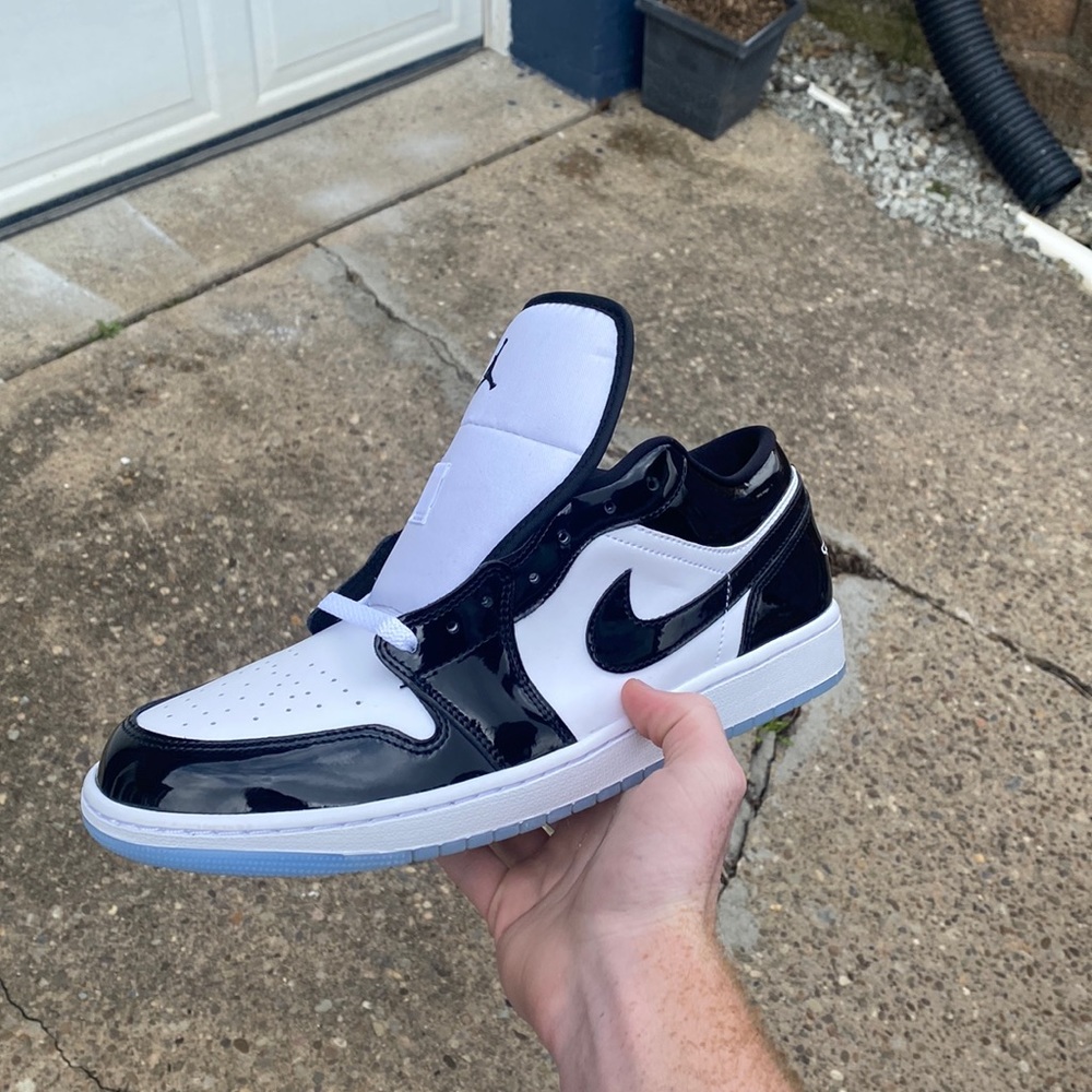 DS Jordan 1 low Concord